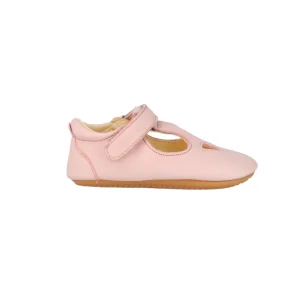 Scarpette con occhietti Froddo rosa chiaro